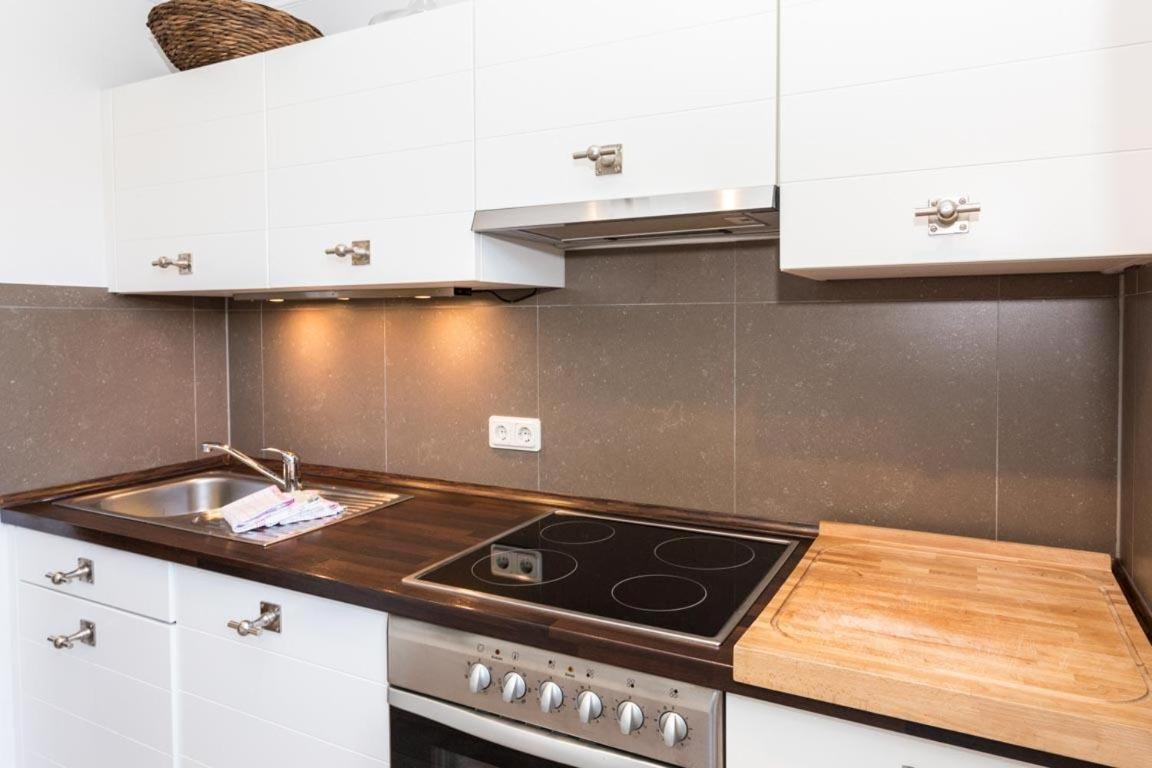 Haus Lorens De Hahn Strasse 26 Whg 4 Apartment